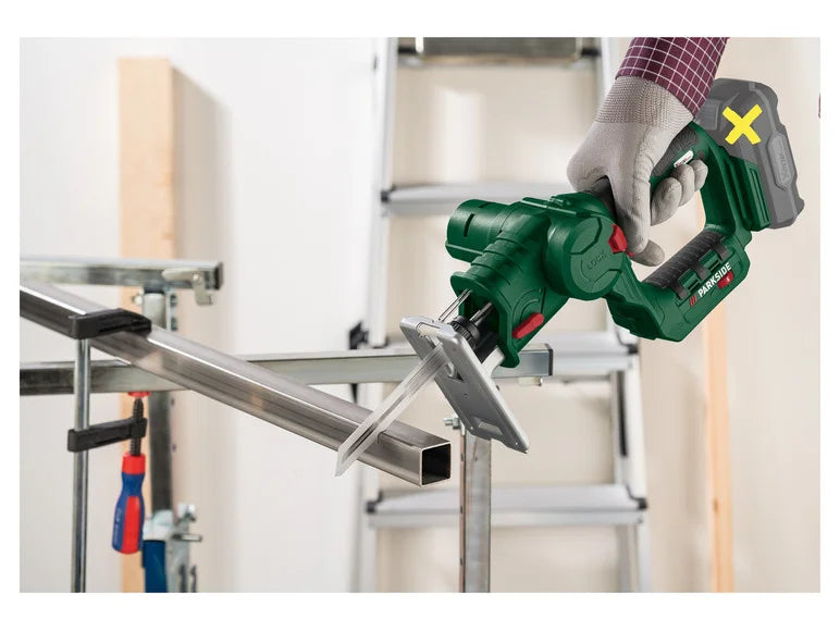 PARKSIDE Scie sauteuse et scie sabre sans fil 2en1 PSSSA 20 Li B2, 20 V